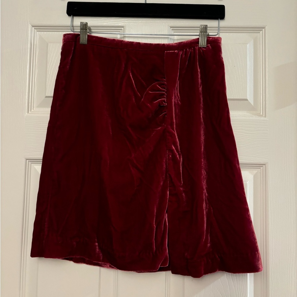 NEW Anthropologie | Montie Connie Velvet Mini Skirt Raspberry Sz 6